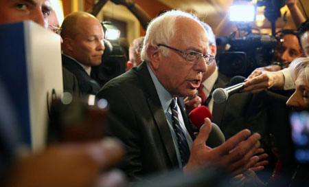 Sanders: La presidencia de Trump sería una “catástrofe” para EEUU